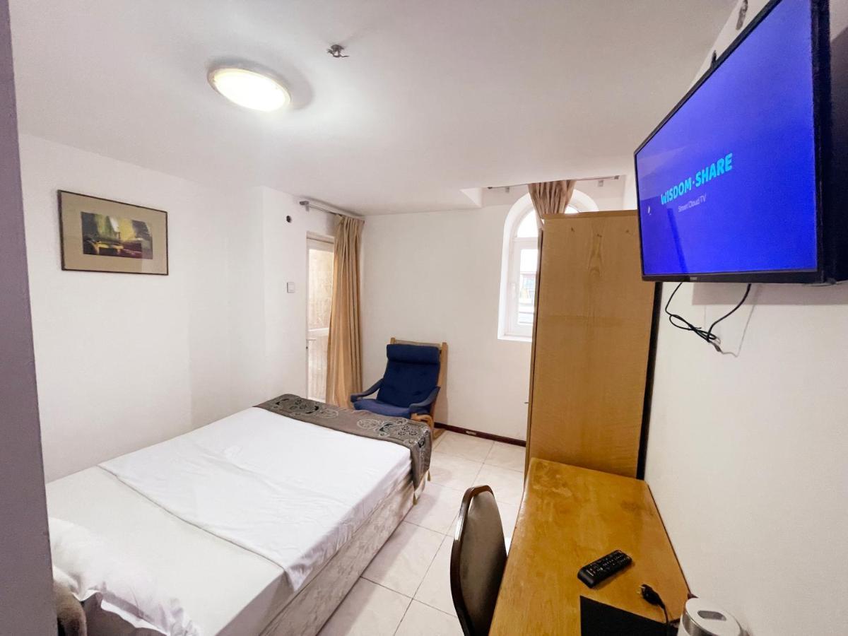 White Horse Hotel Баку Экстерьер фото